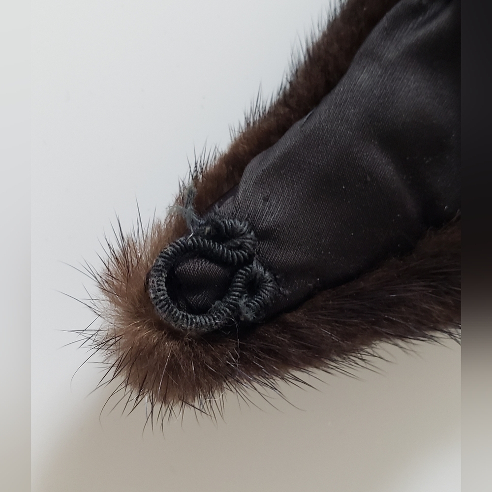 Fur Triangular Accessory with Hook and Loop Clasp - Picture 4 of 8
